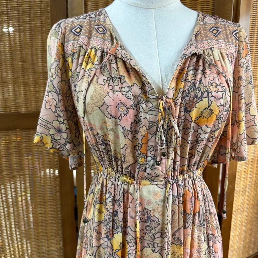 Spell & Gypsy Amethyst Garden Dress in Blush - Picture 3 of 11